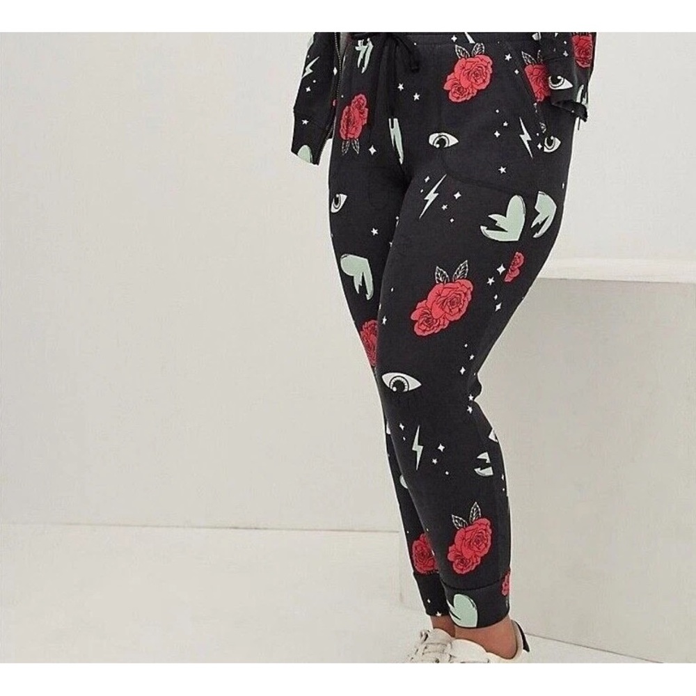 Lovesick Black Leggings with Gold and White Accents
